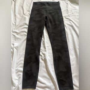 Lululemon wunder train